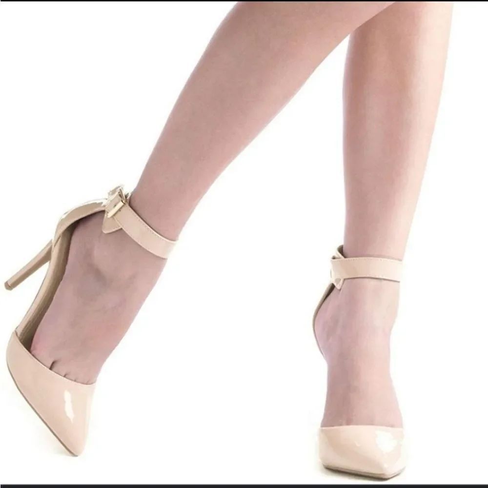 BRAND NEW FOREVER LINK  WOMEN"S ANKLE STRAP BUCKLE POINTED TOE  LOW HEEL